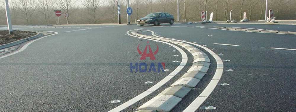 tachas solares viales